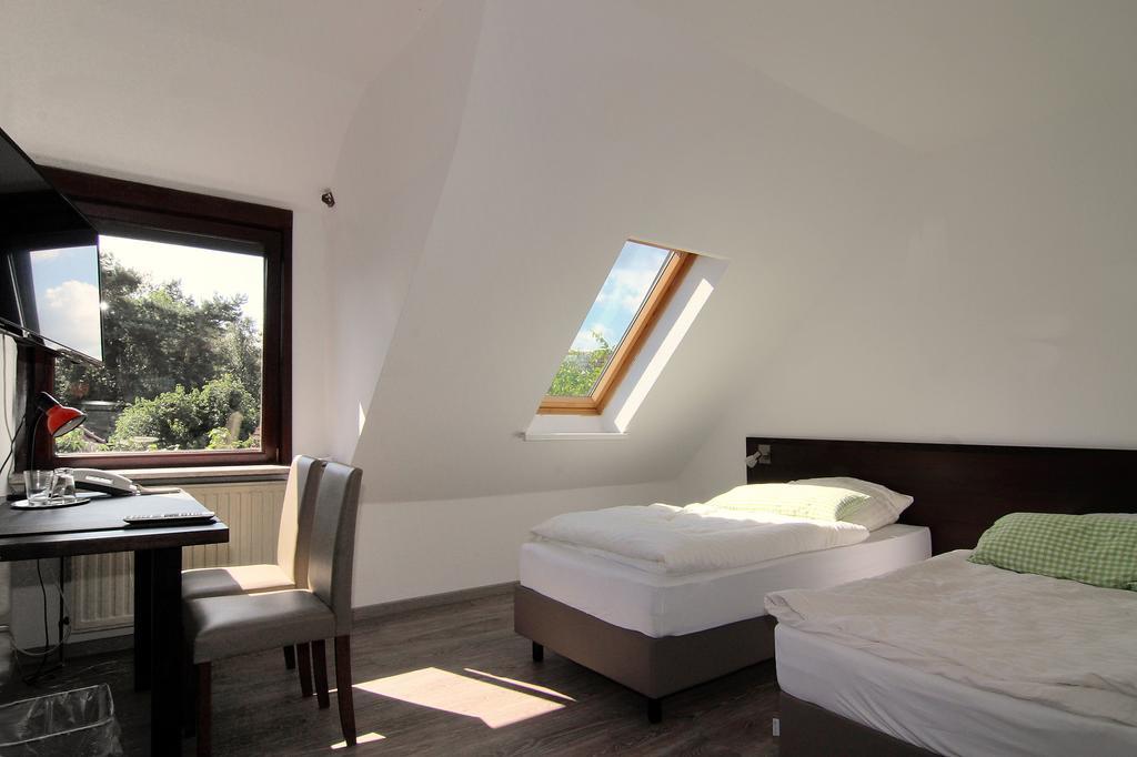 Hotel Rennekamp Oyten Room photo